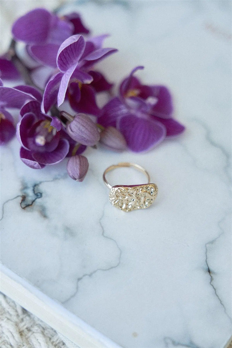 Gold Hammered Metallic Stone Ring