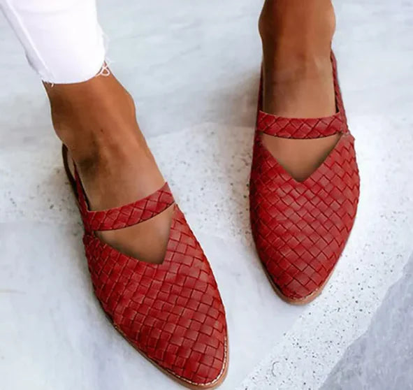 Pointed Toe Woven Women&