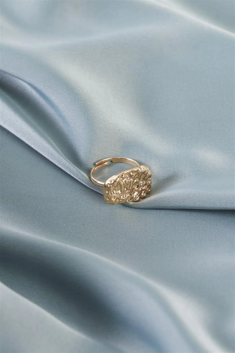 Gold Hammered Metallic Stone Ring