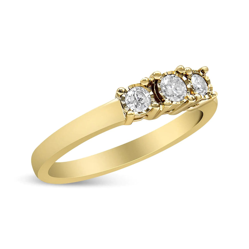 14K Yellow Gold Plated .925 Sterling Silver 1/4 Cttw Diamond 3 Stone Illusion Plate Ring (J-K Color, I1-I2 Clarity)