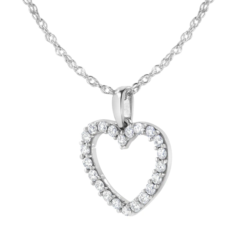 Sterling Silver 1/2 cttw Lab Grown Diamond Heart Pendant Necklace (F-G Color, VS2-SI1 Clarity)