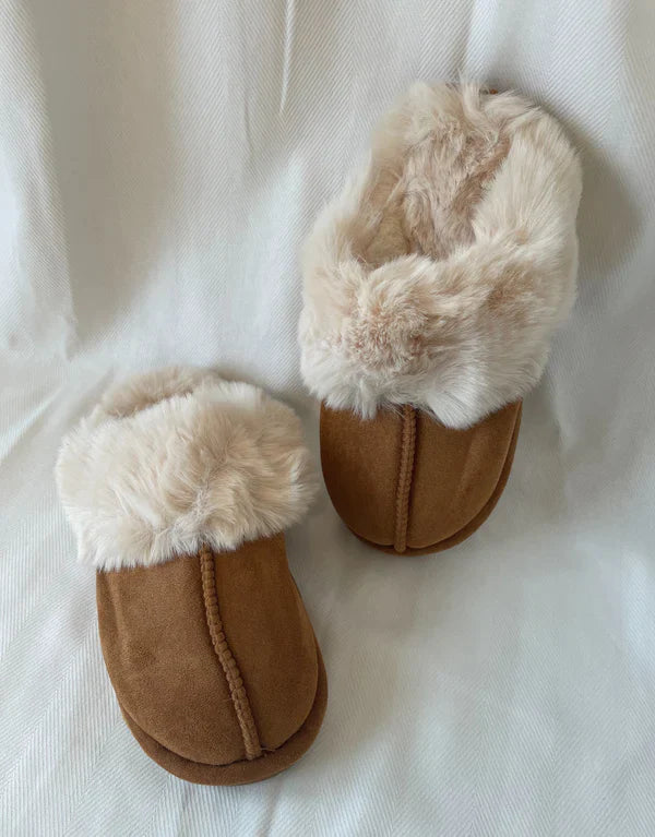 BearHug Coziness Flats