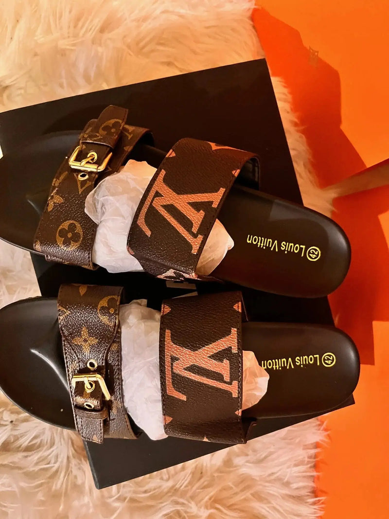 Fashion Design Flat Mule