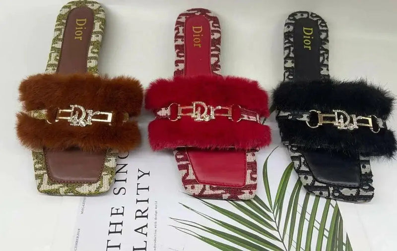 Fashion Design Flat Fur Sandals