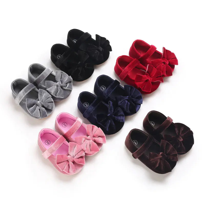 Cotton Baby Girl Moccasins with Bow - Soft Soled