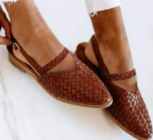 Pointed Toe Woven Women&